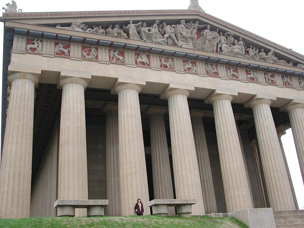 מהמקדש ביוון עד לבית הלבן